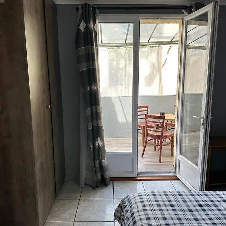 Logement Meuble Avec Terrasse *